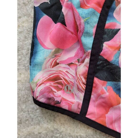 Lululemon free reign shorts, Secret garden 6 - Picture 7 of 10
